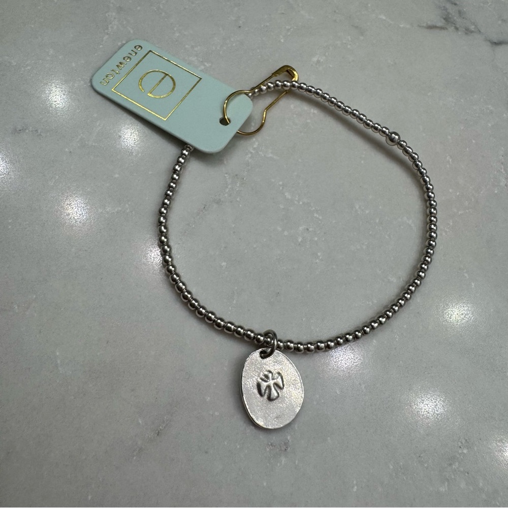 ENewton Silver Cross Pendant Bracelet - Picture 5 of 8